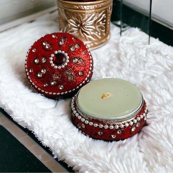 New Handmade Rhinestone Beads Embellished Travel Tea Light Candle Holder Tin Box - Picture 3 of 12